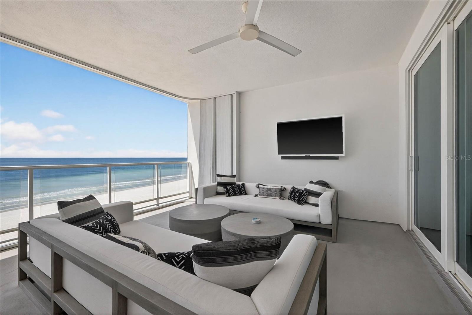 ONELLA CONDO - Residential