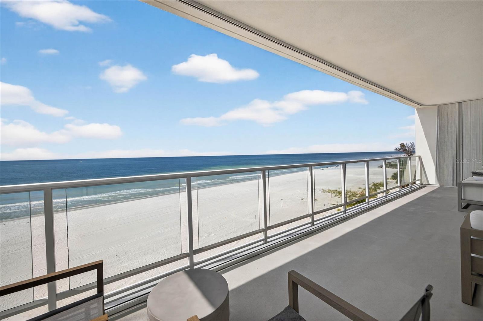 ONELLA CONDO - Residential