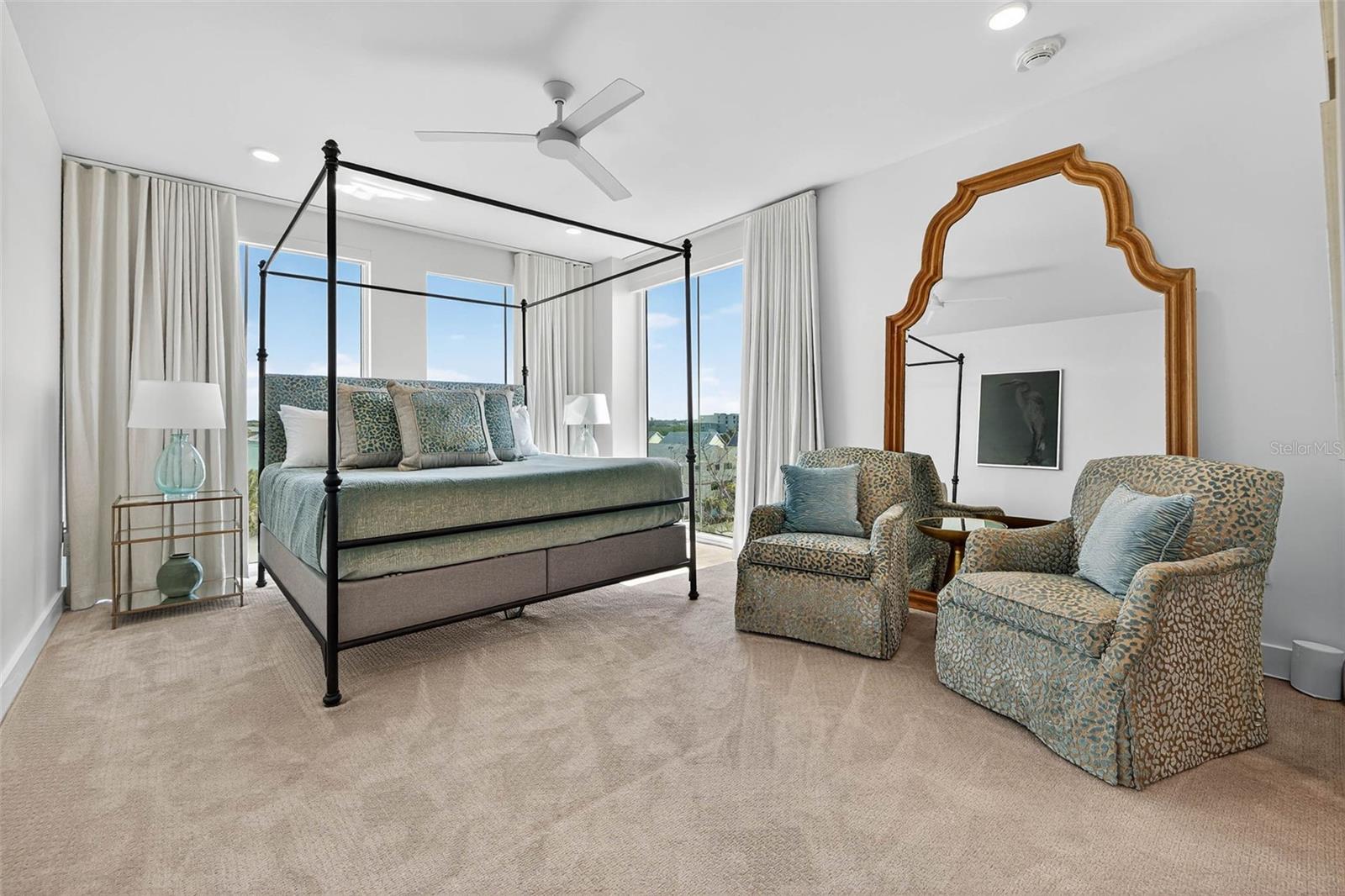 ONELLA CONDO - Residential