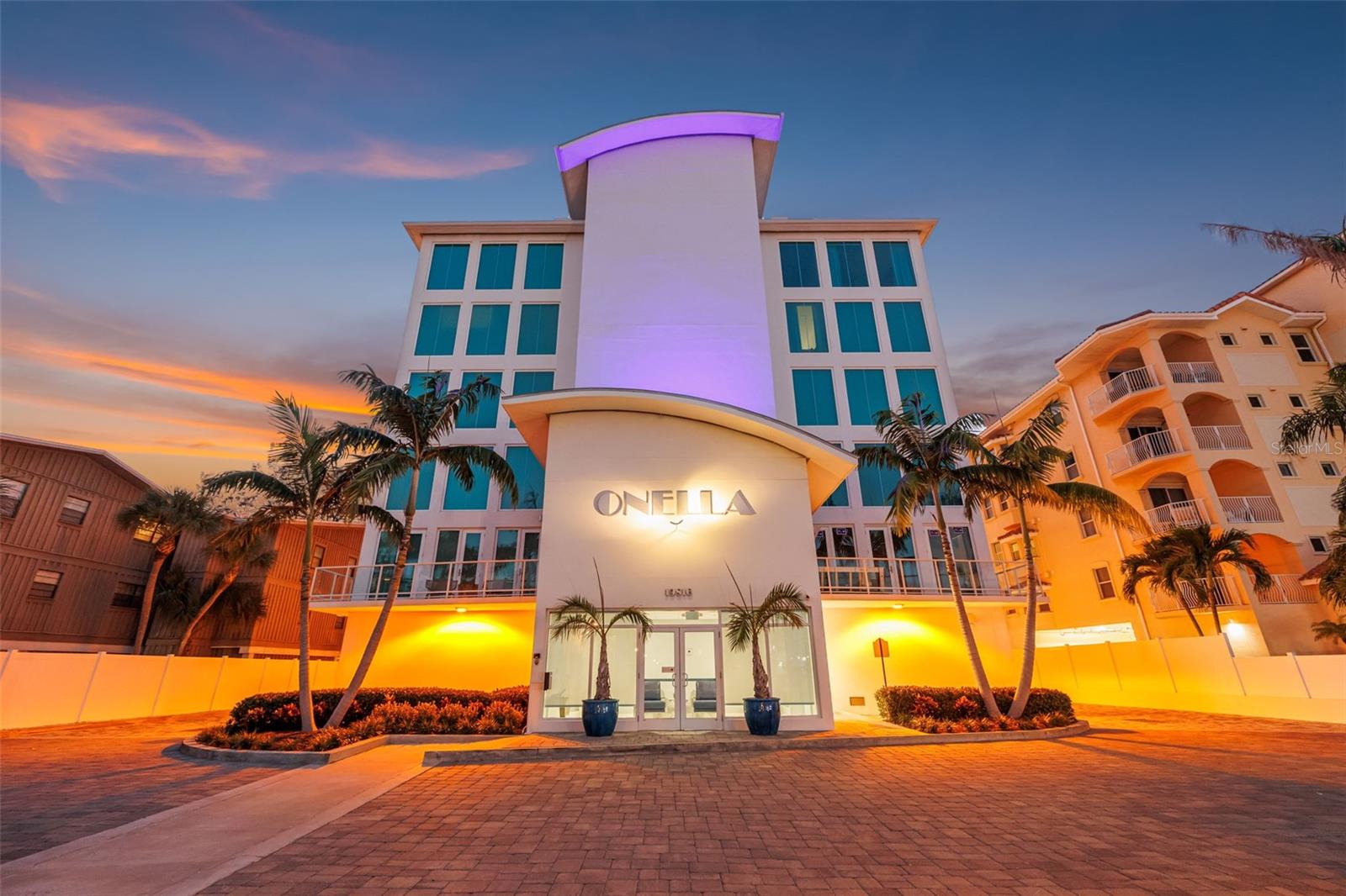 ONELLA CONDO - Residential