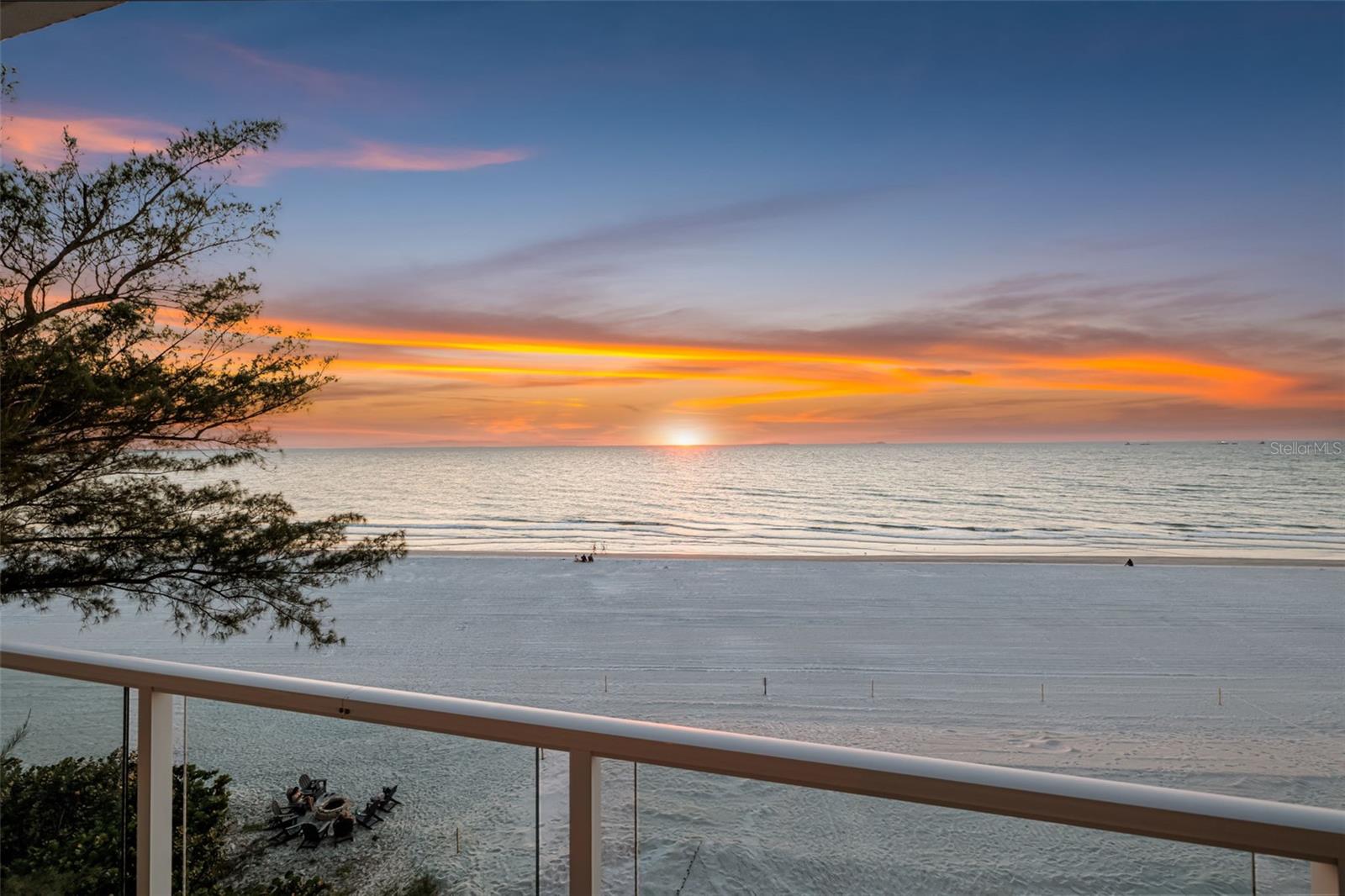 ONELLA CONDO - Residential