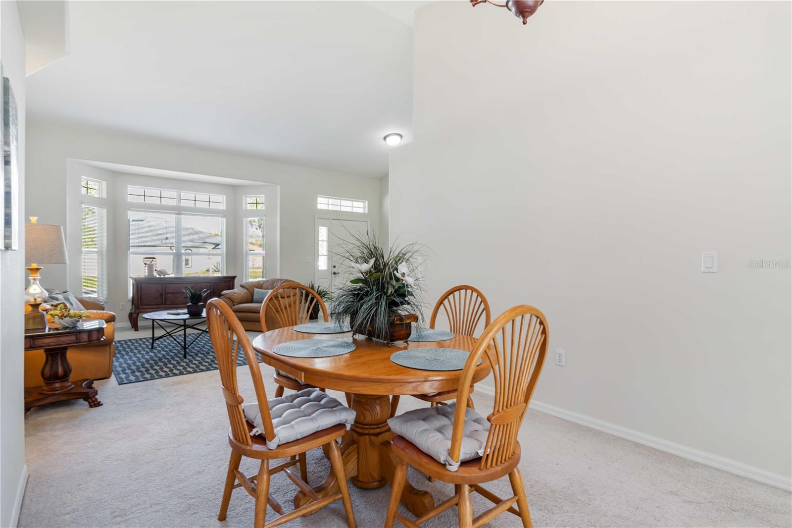 GROVE POINTE - Residential