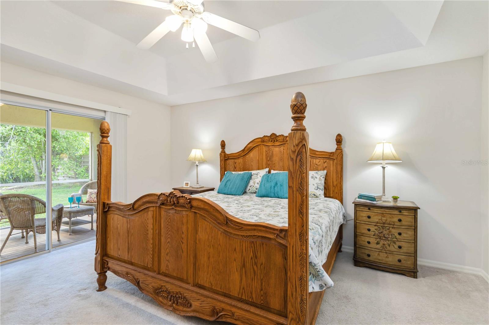 GROVE POINTE - Residential