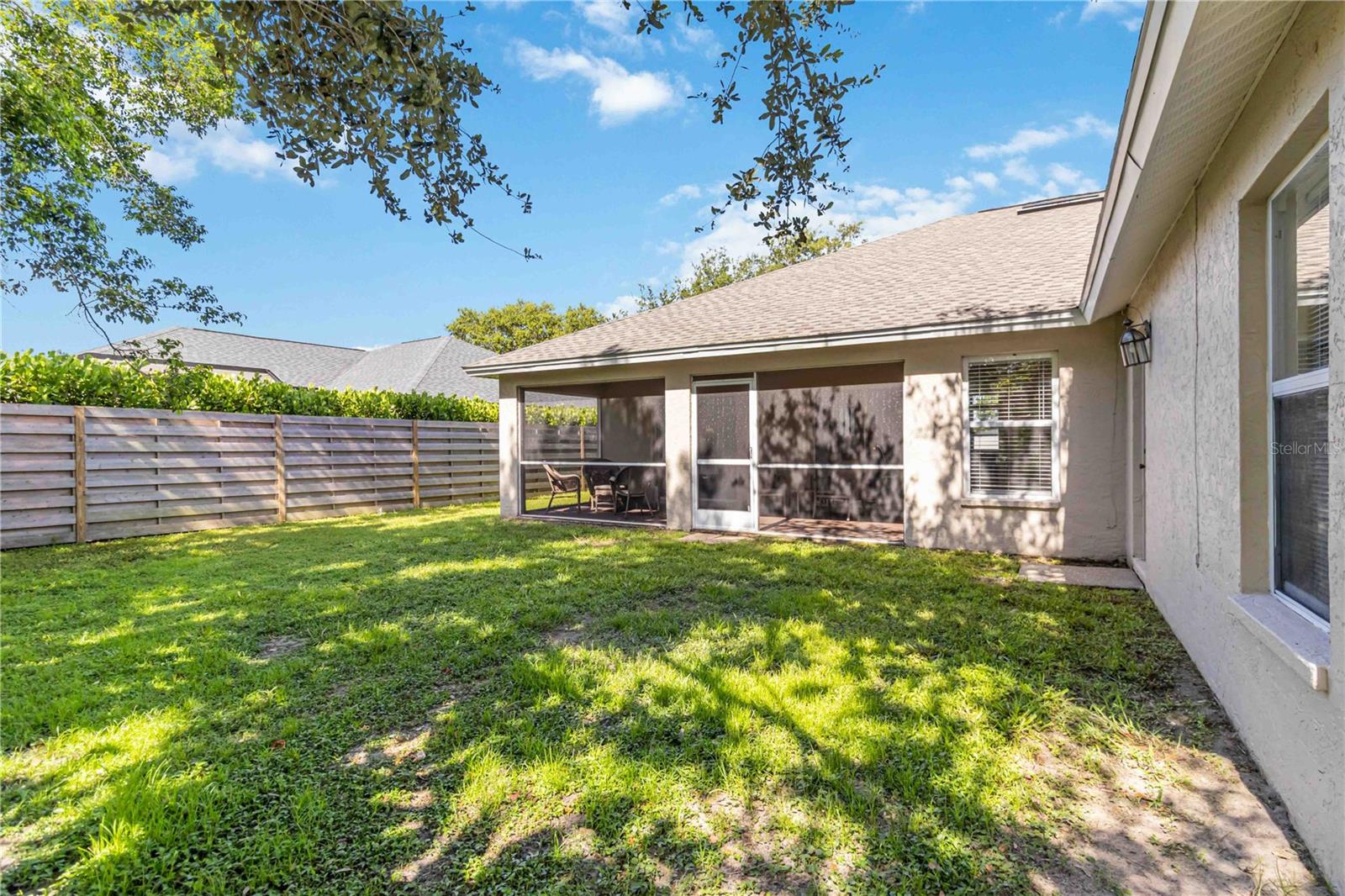 GROVE POINTE - Residential