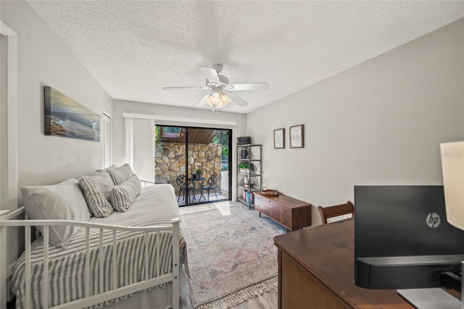HIDDEN OAKS ESTATES - Residential
