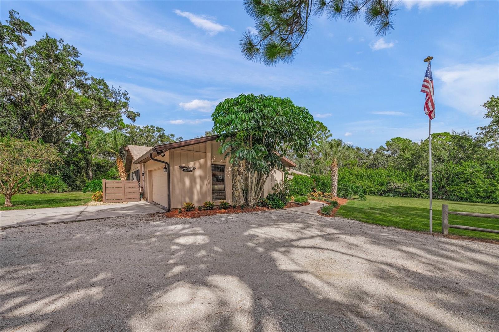 HIDDEN OAKS ESTATES - Residential