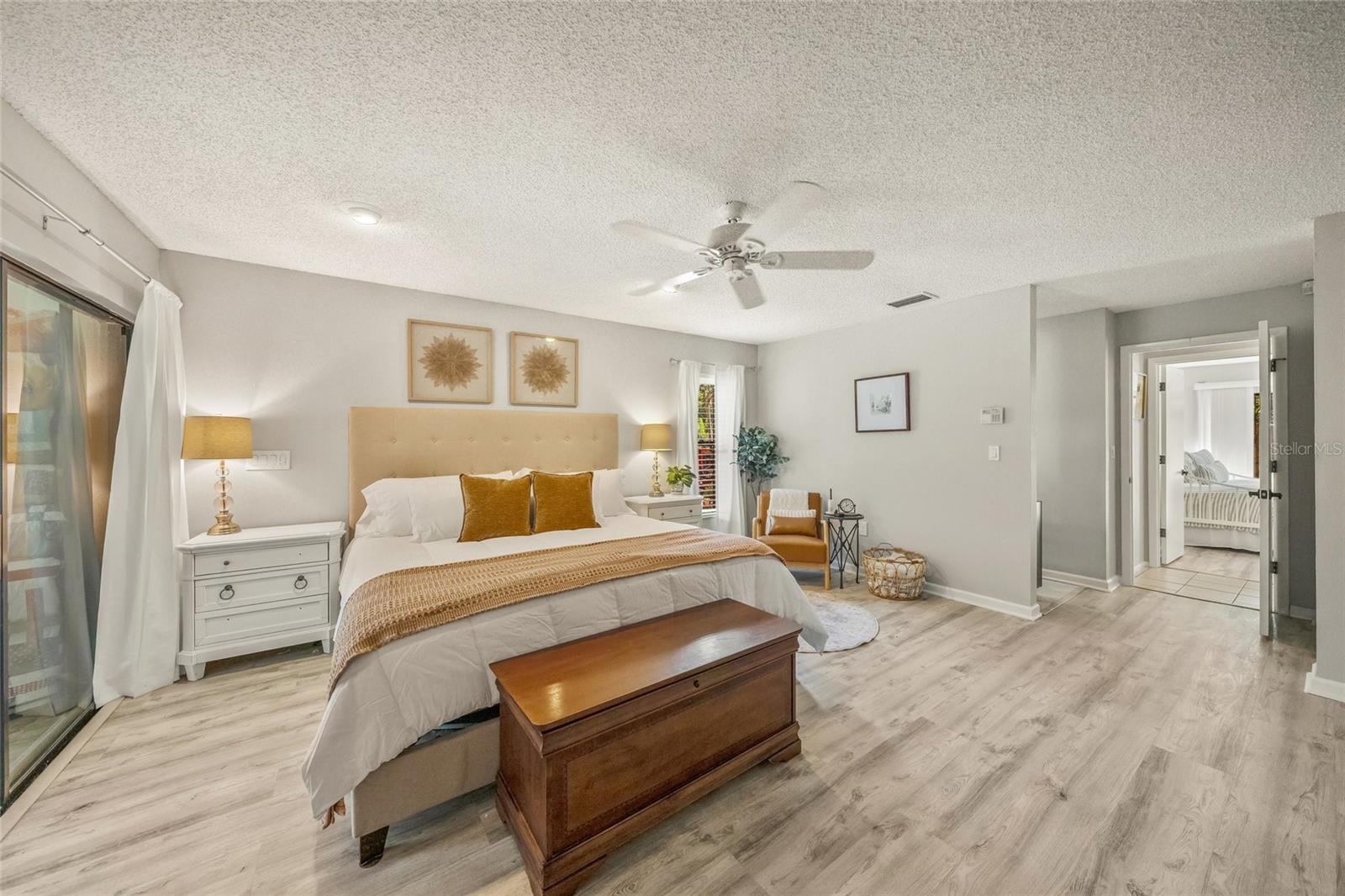 HIDDEN OAKS ESTATES - Residential