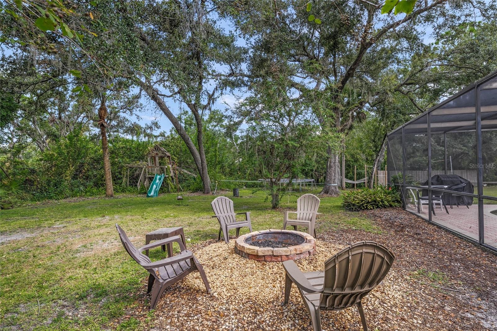 HIDDEN OAKS ESTATES - Residential