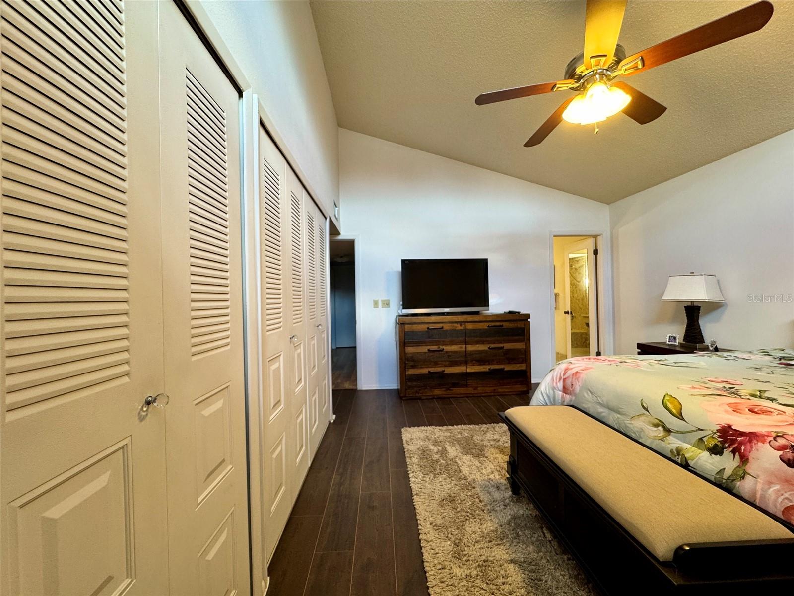 MORTON VILLAGE - Residential