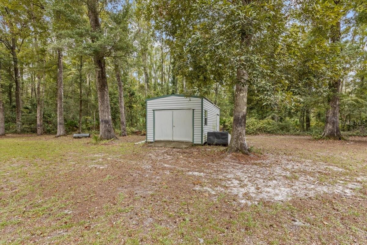 WOODS OF DIXIE - Residential