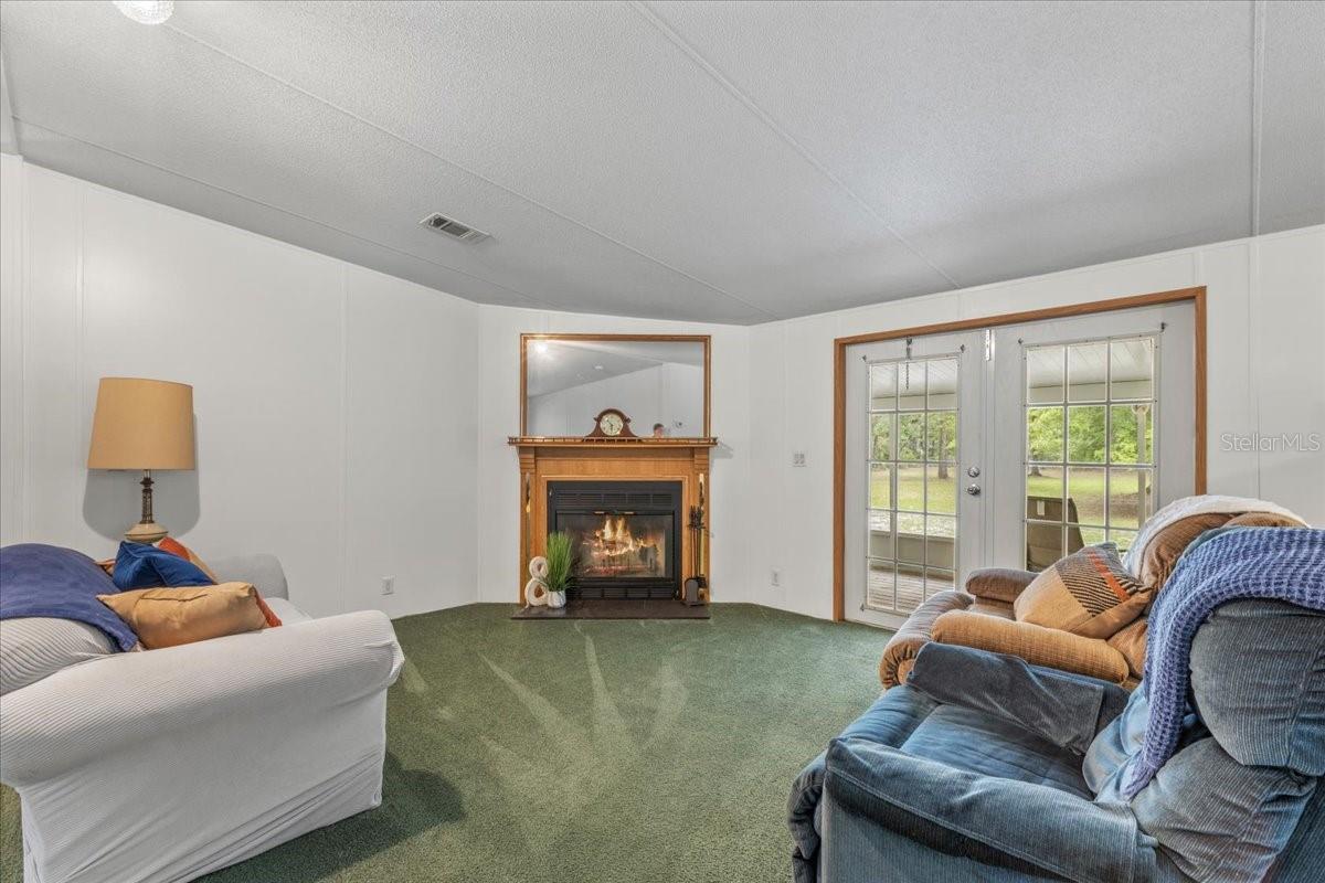 WOODS OF DIXIE - Residential