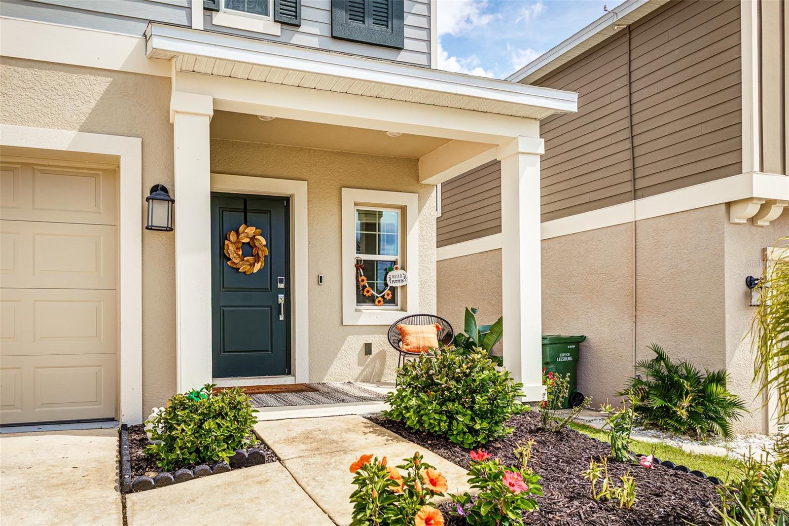 5571 BRAKEN FERN WAY