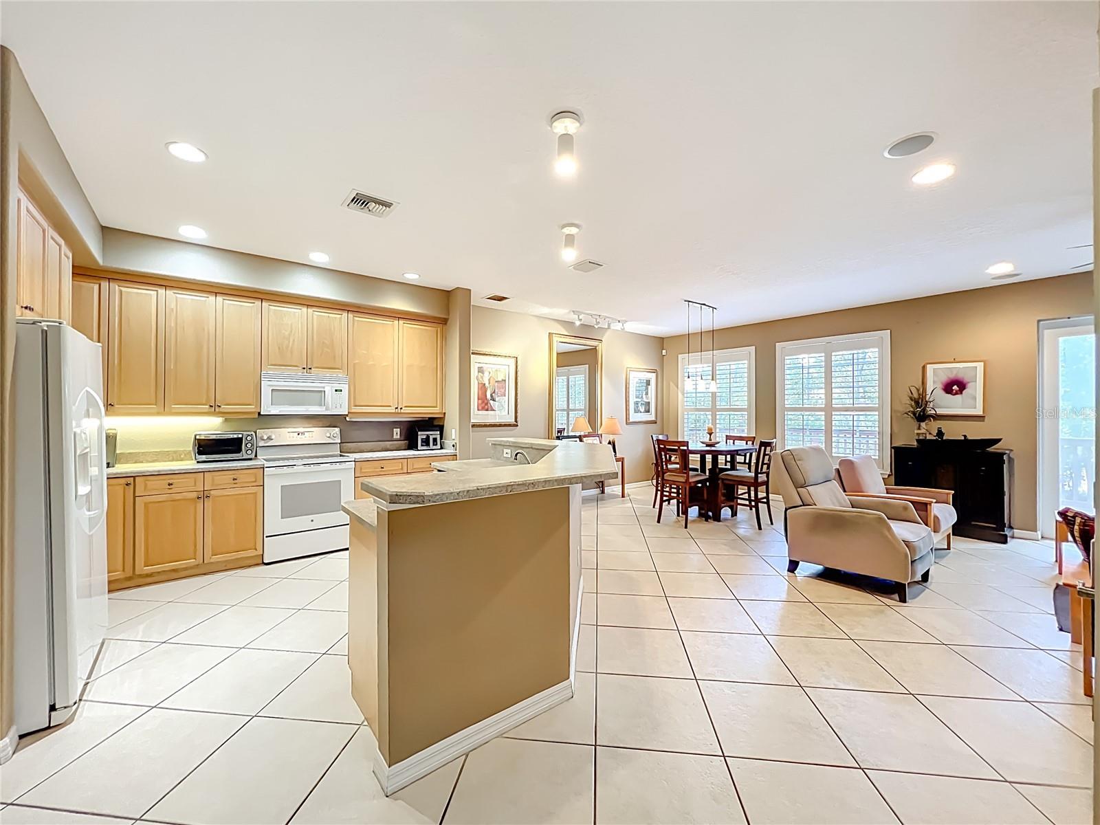 1934 LOST SPRING COURT