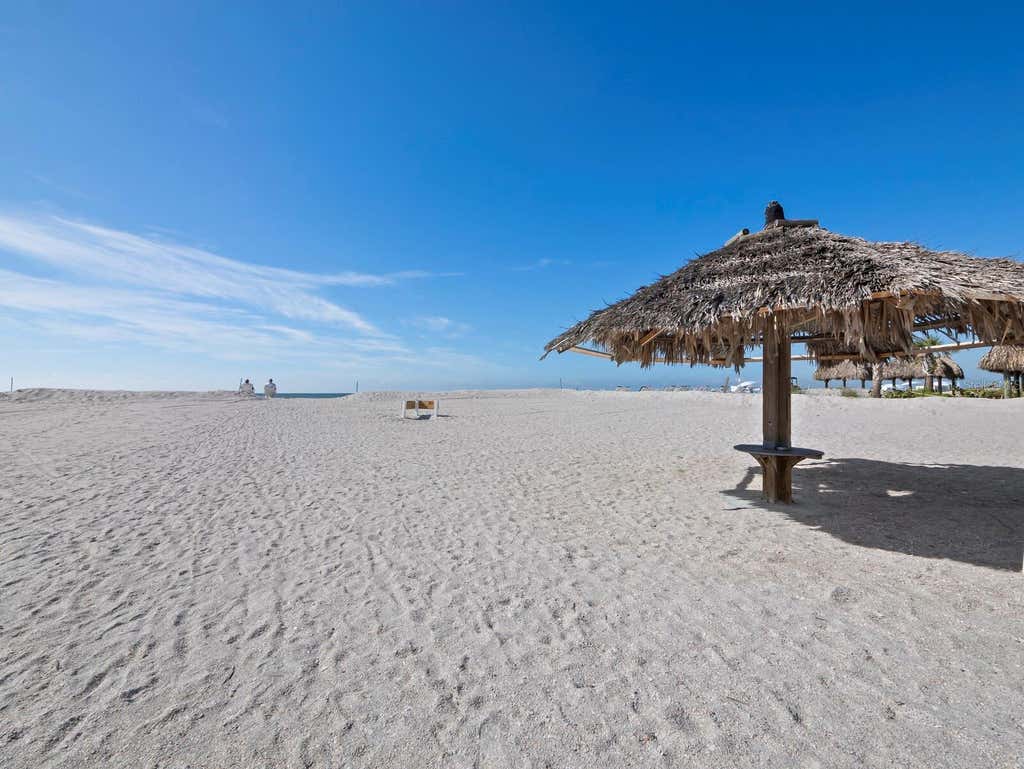 Photo of 1336 Benjamin Franklin Drive #1F, Sarasota, FL 34236 (MLS # J1004484)