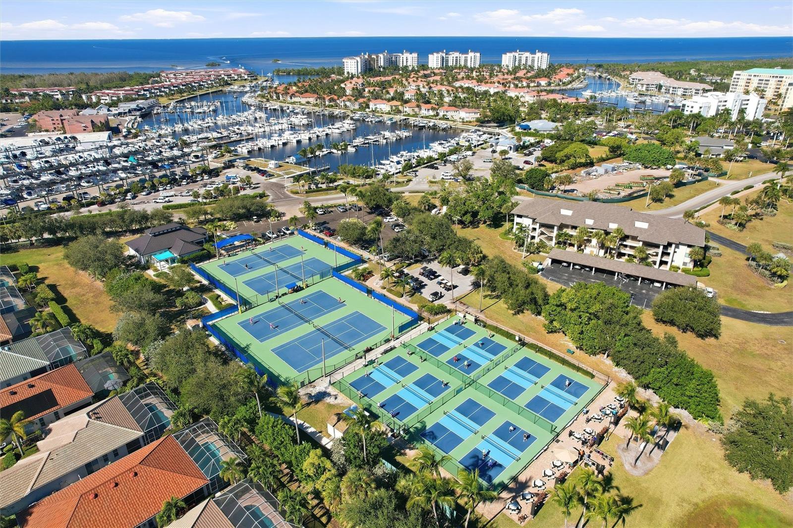 MARINA NORTH SHORE CONDO PH 01-04 - Residential