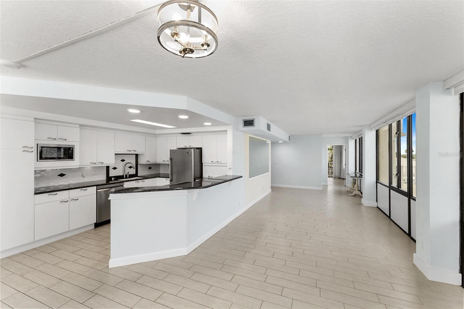 NAUTILUS CONDO - Residential