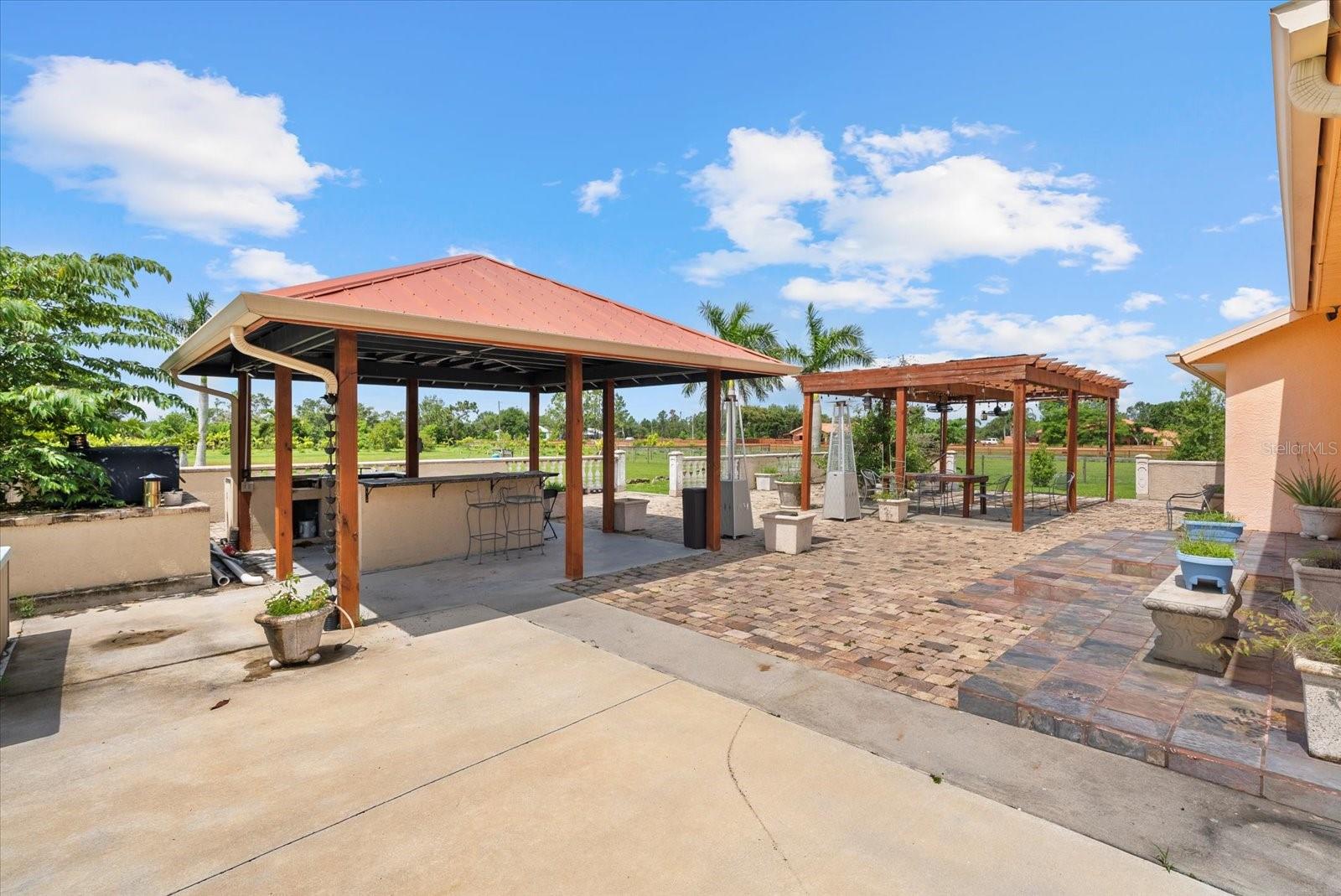 POMELLO PARK - Residential