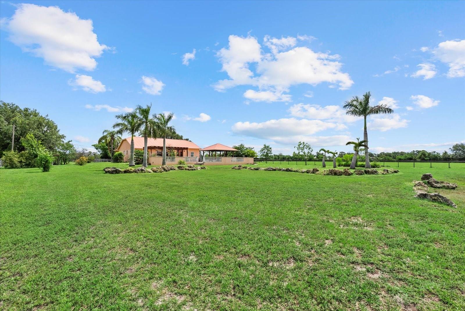 POMELLO PARK - Residential