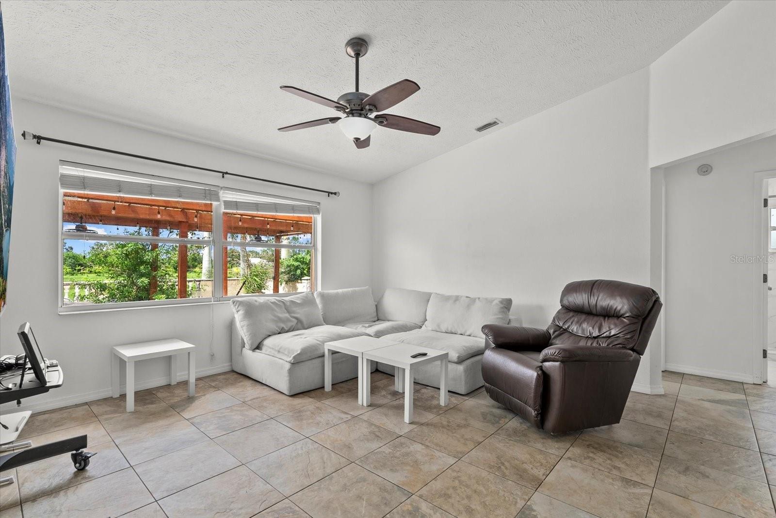 POMELLO PARK - Residential