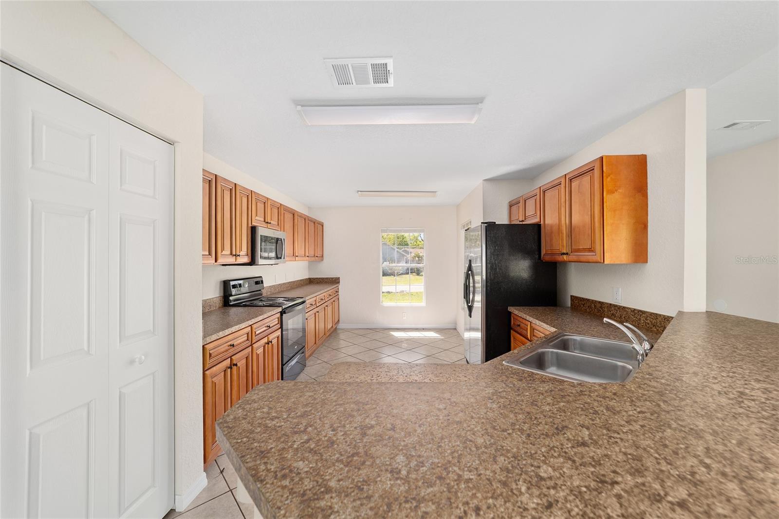 SEVILLA ESTATE - Residential Lease