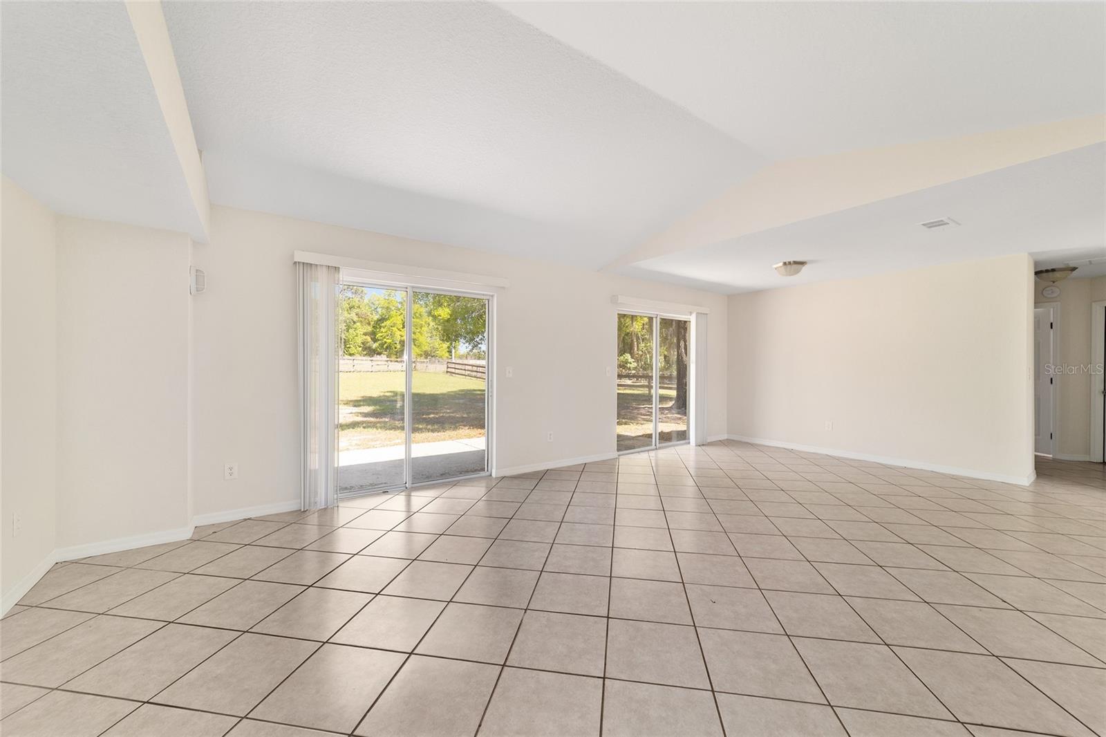 SEVILLA ESTATE - Residential Lease