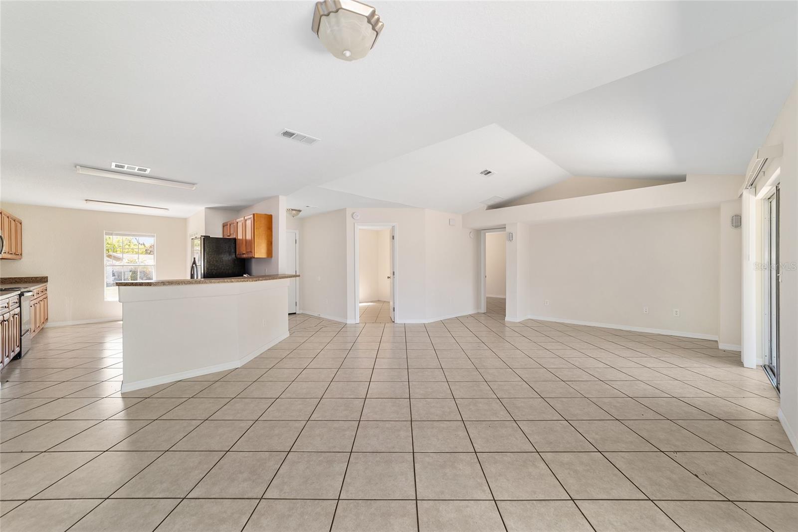 SEVILLA ESTATE - Residential Lease