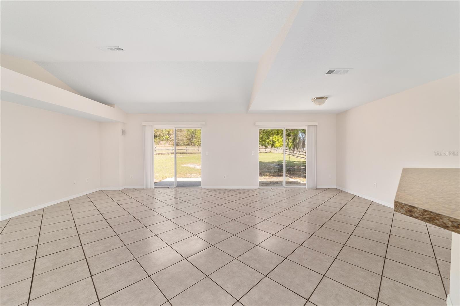 SEVILLA ESTATE - Residential Lease