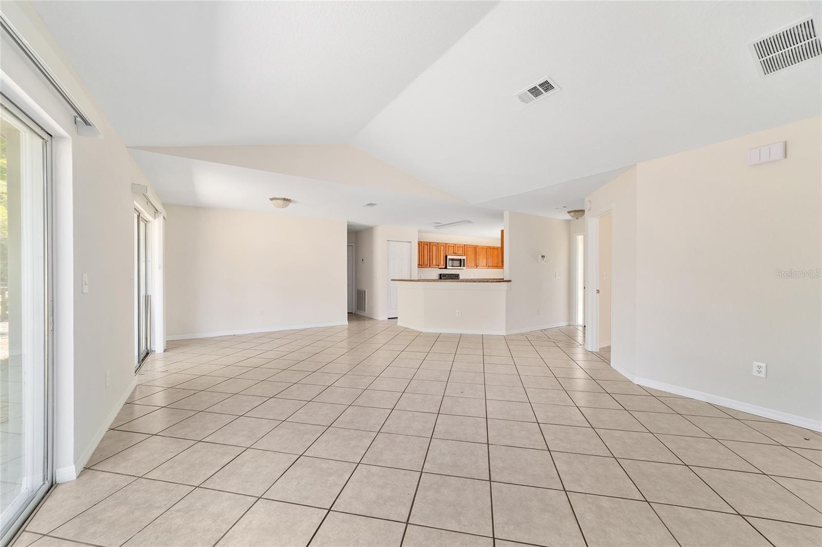 SEVILLA ESTATE - Residential Lease