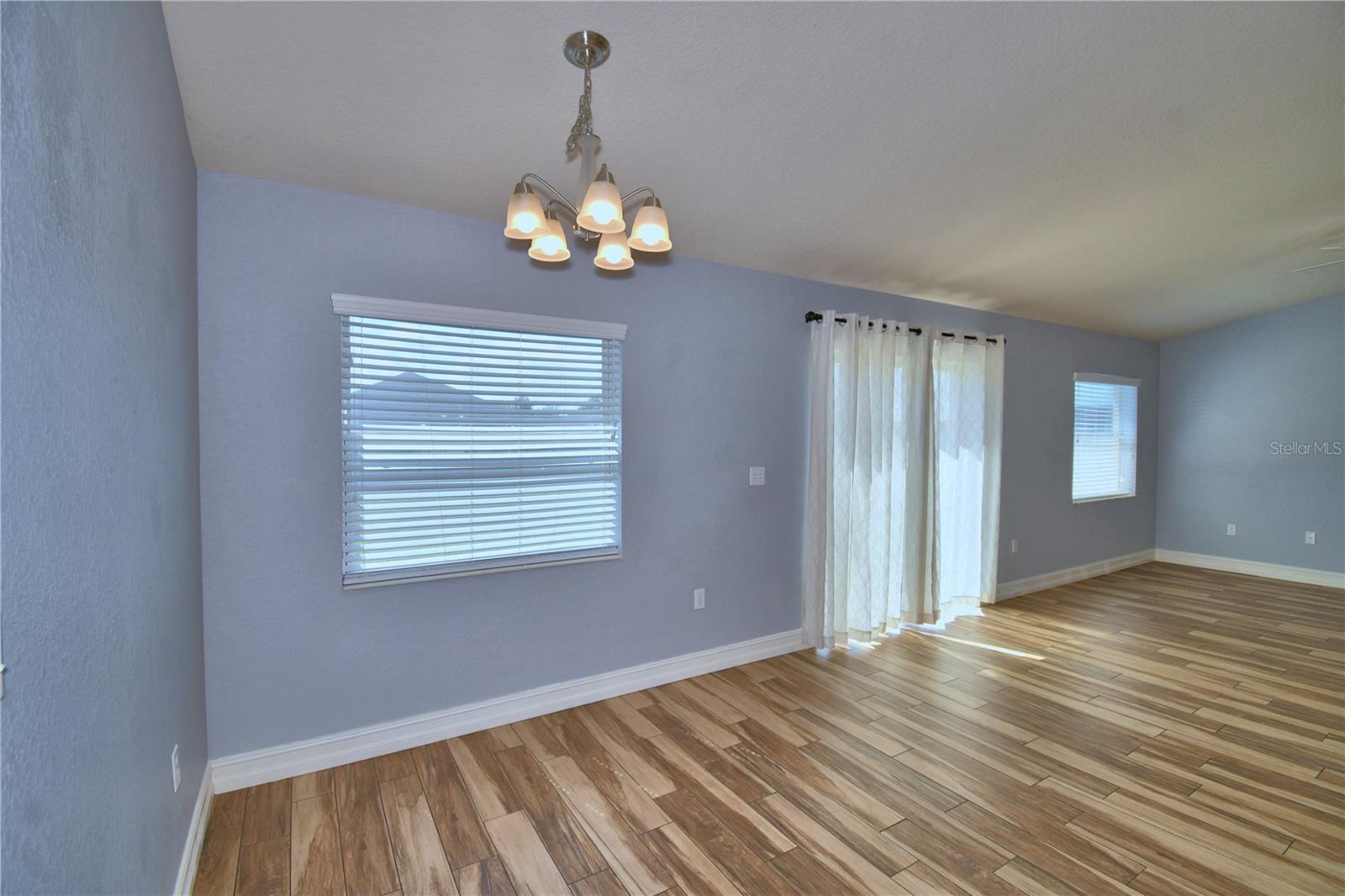 WIND MDWS - Residential