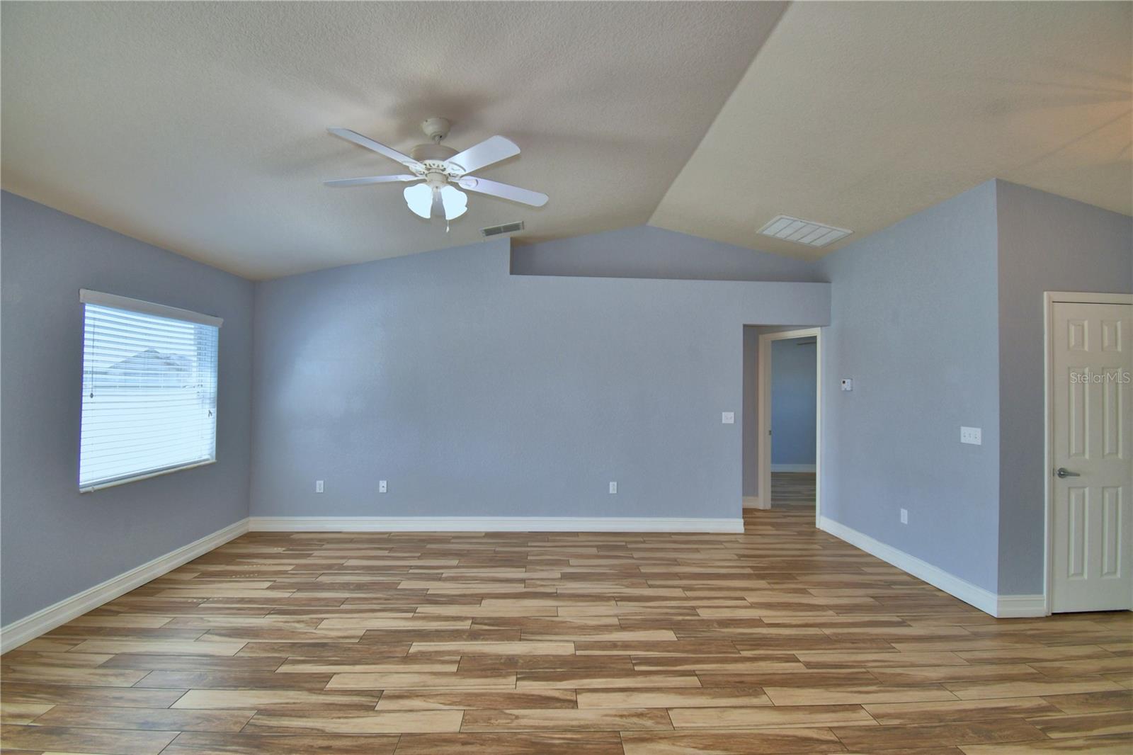 WIND MDWS - Residential