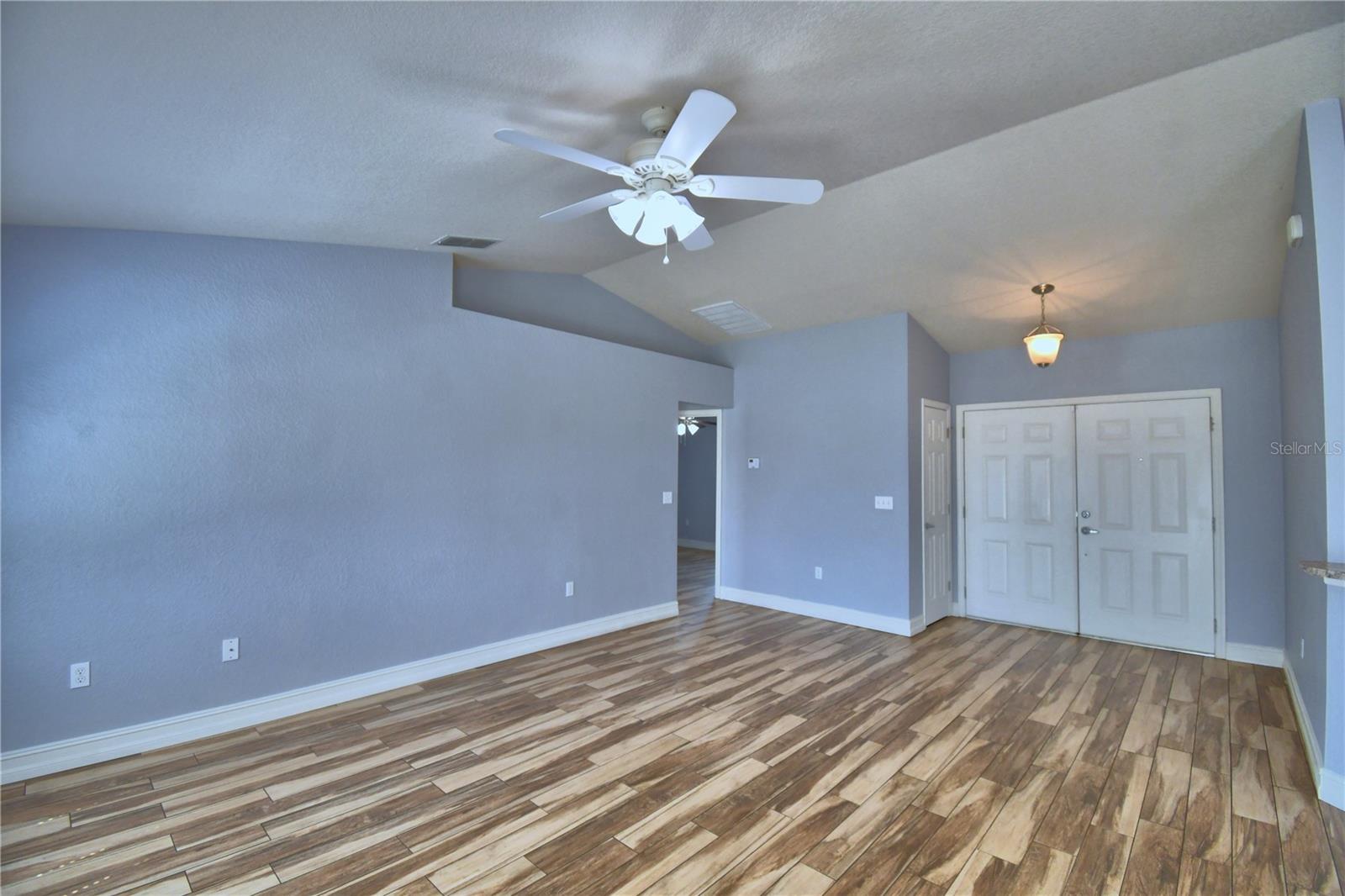 WIND MDWS - Residential