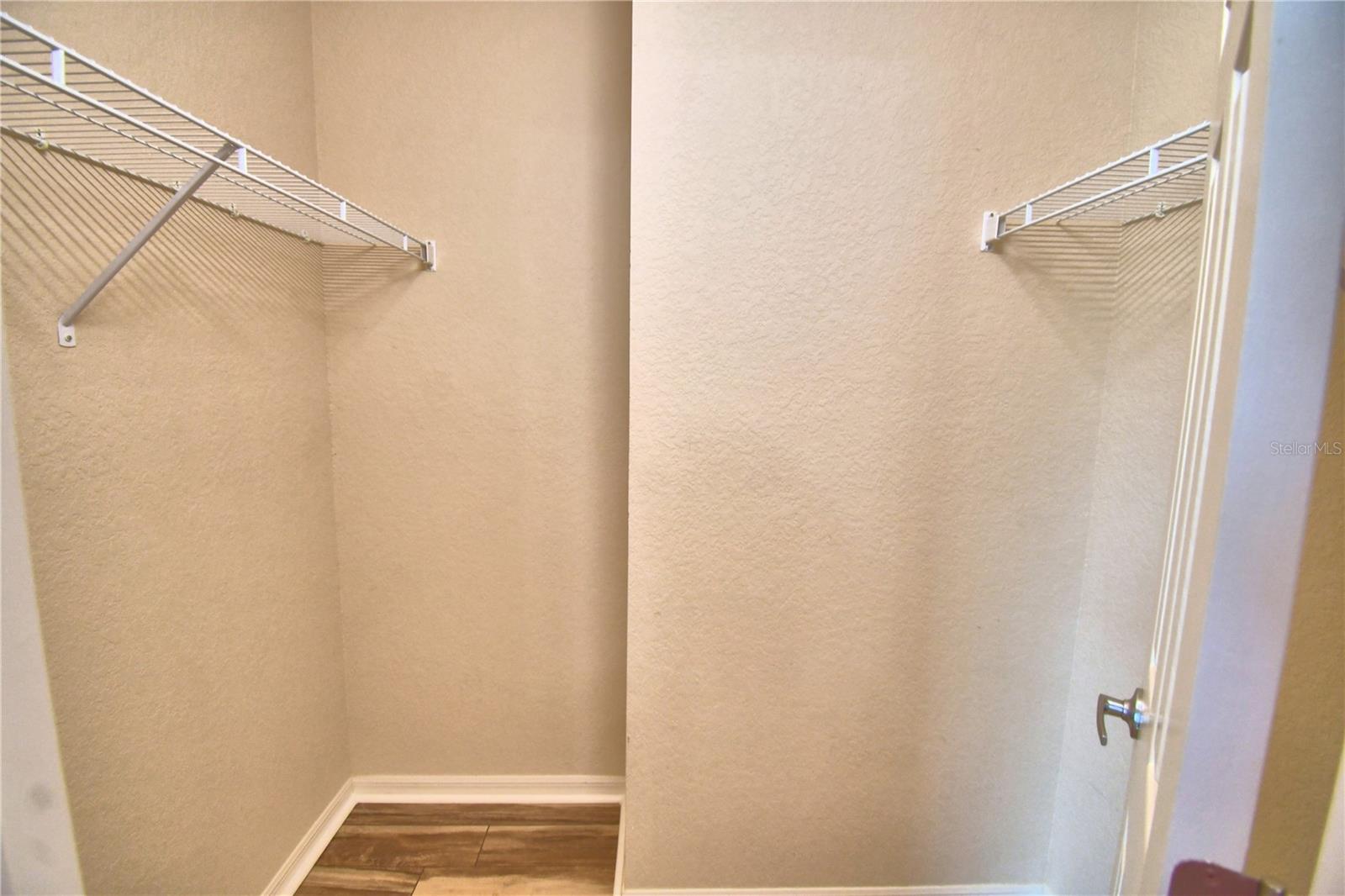 WIND MDWS - Residential