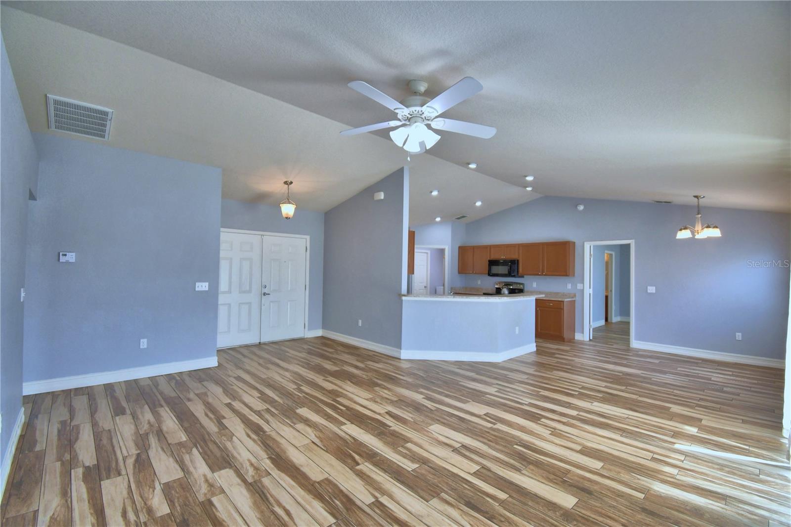 WIND MDWS - Residential