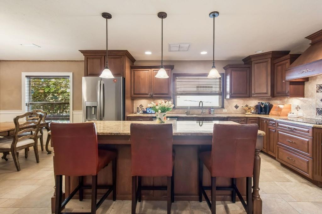 CONQUISTADOR BAYSIDE - Residential