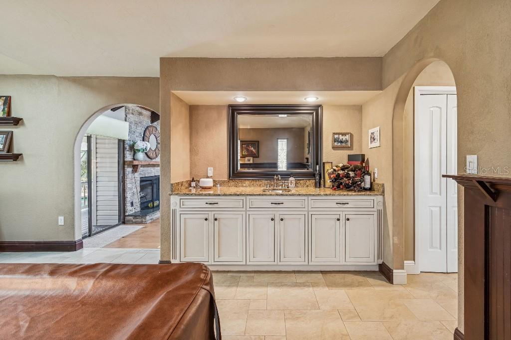 CONQUISTADOR BAYSIDE - Residential