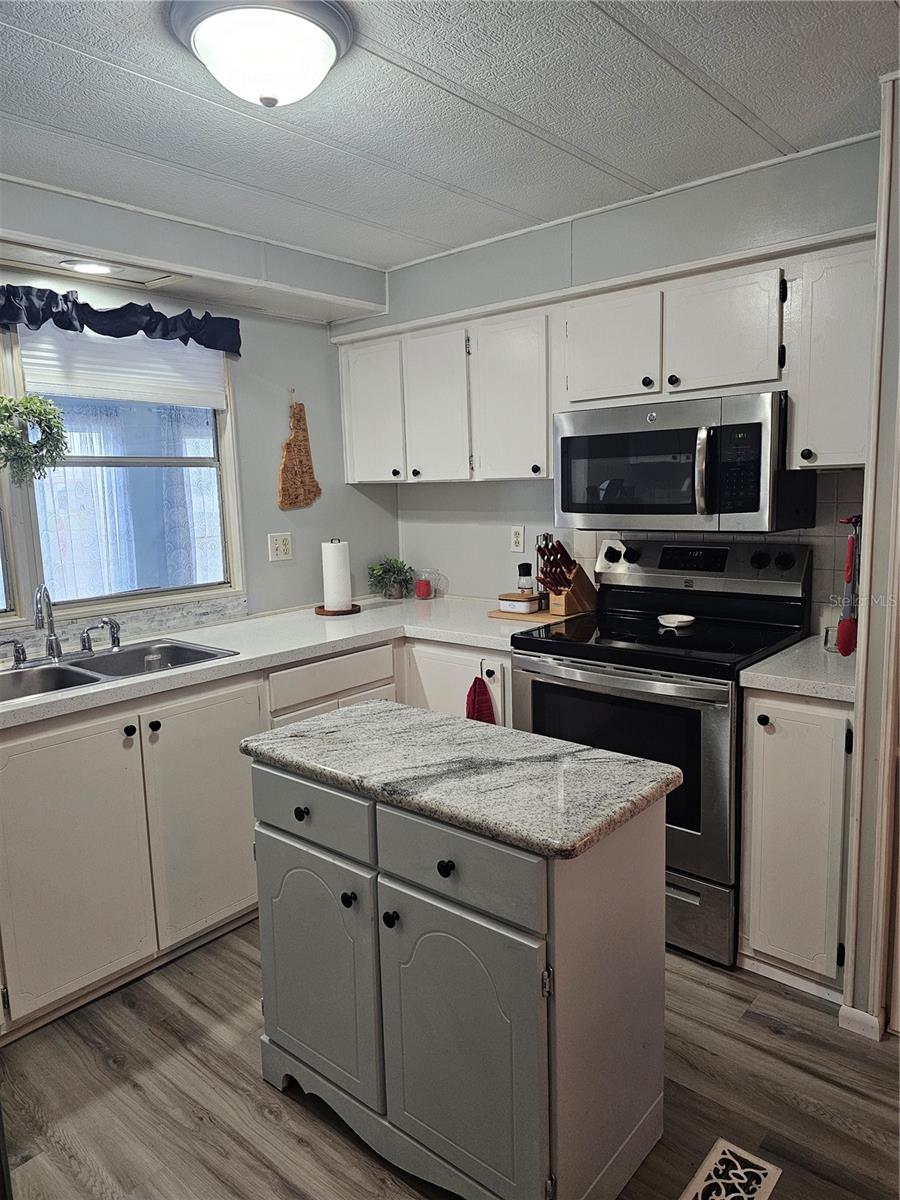 HARBOR OAKS HOMEOWNERS COOPERATIVE SUB - Residential