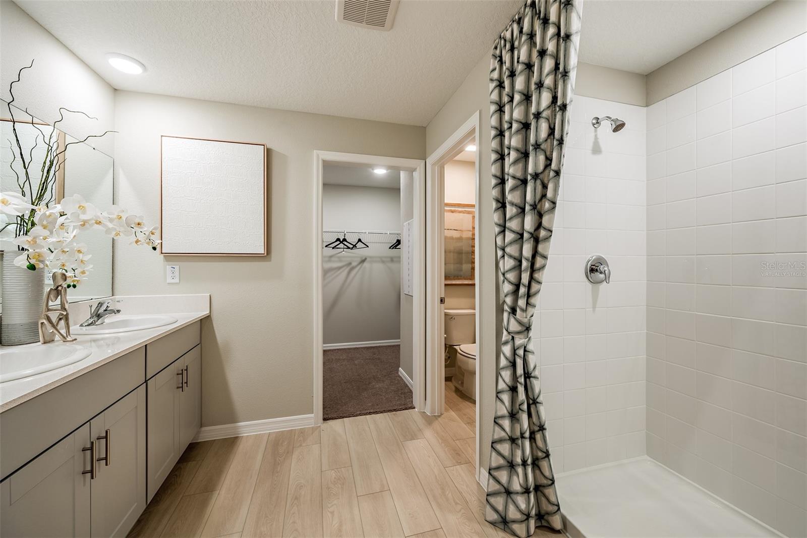 WYNNSTONE - Residential