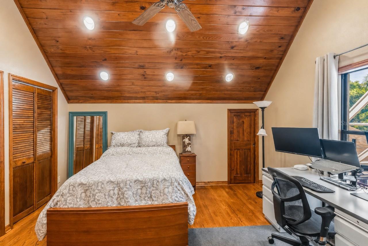 WHITNEY FARMS - Residential