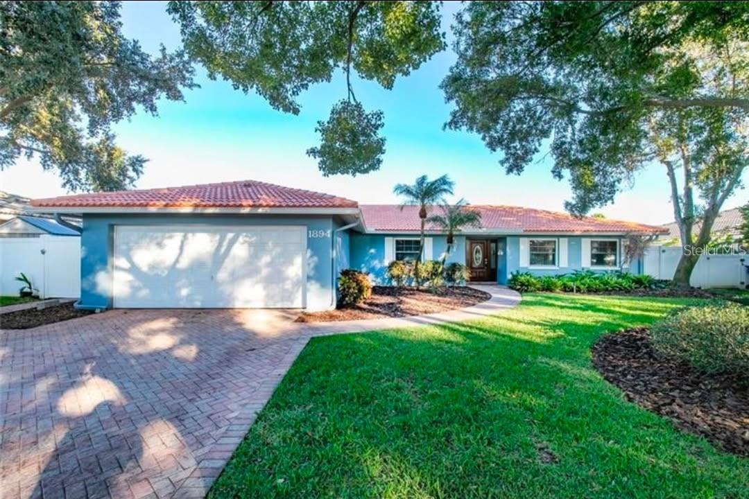 1894 TANGLEWOOD DRIVE NE