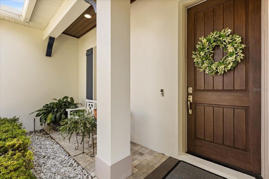 Photo of 1612 Magnolia Avenue, Winter Park, FL 32789 (MLS # O6348215)
