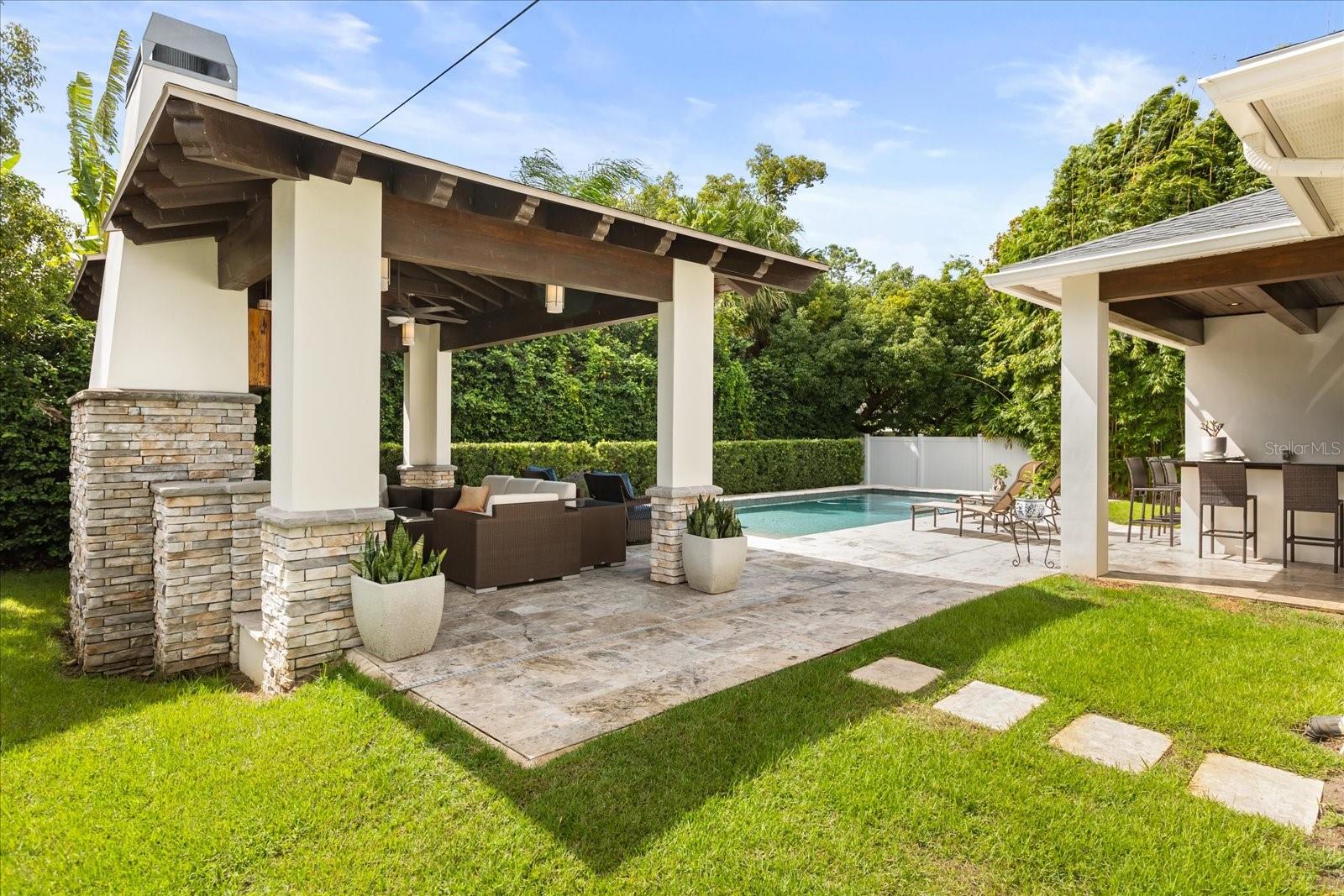 FLORA PARK 2ND ADD - Residential