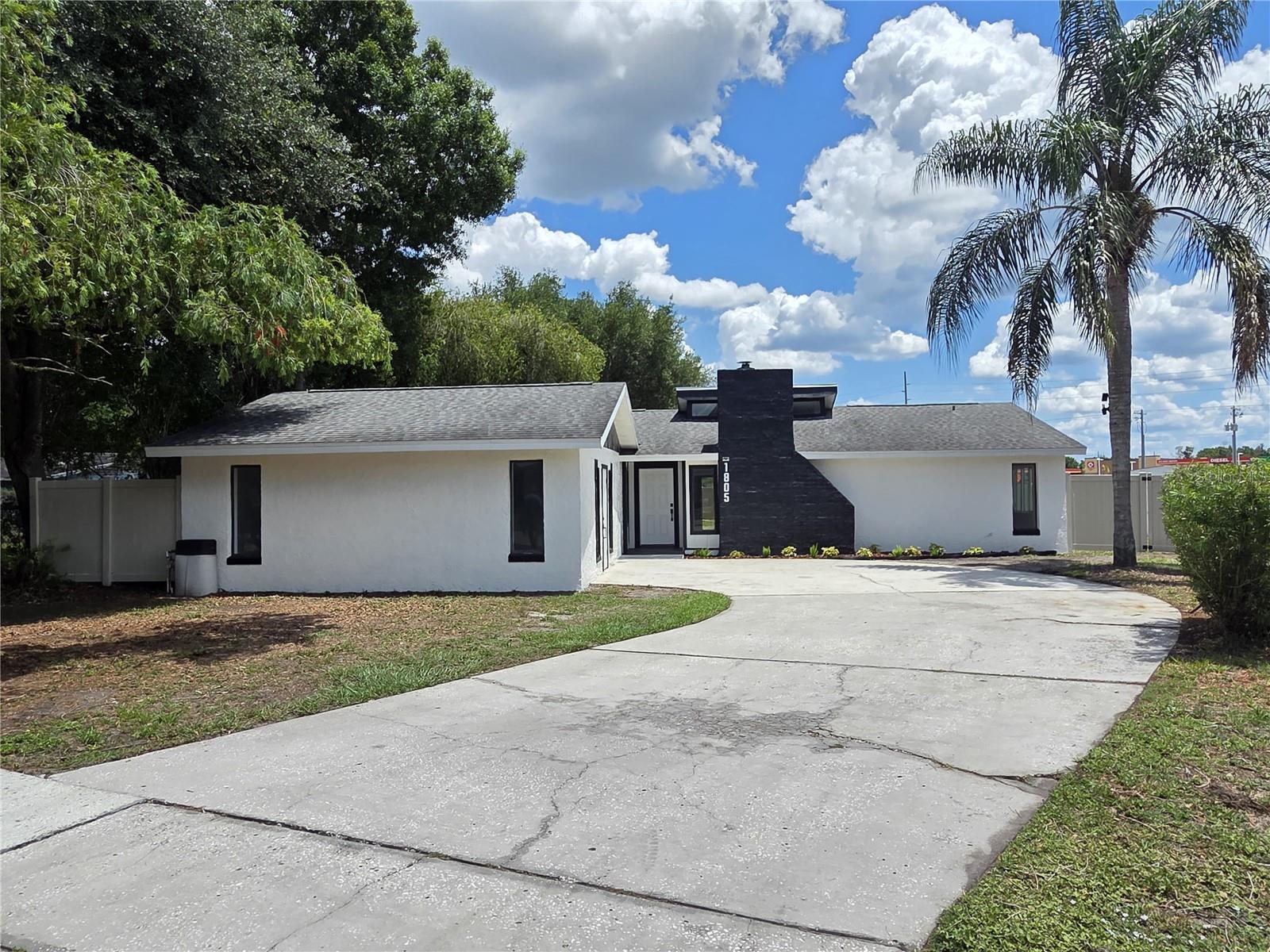 KINGS VILLAGE - Residential