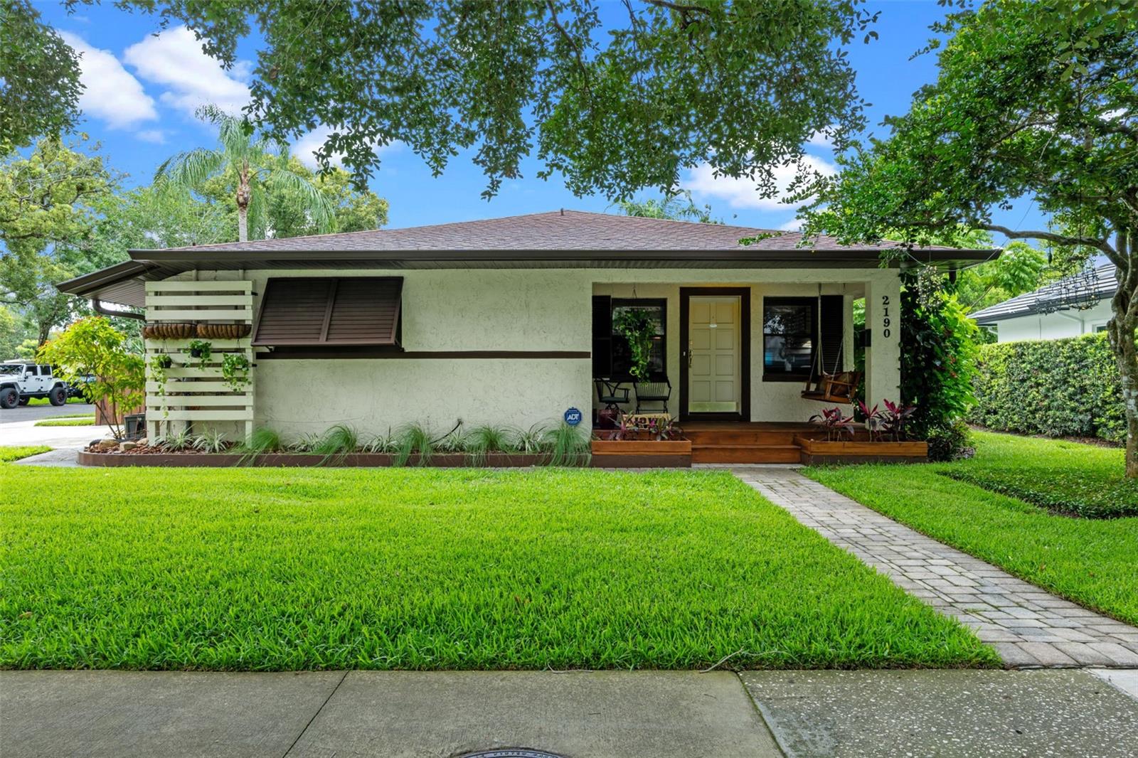 2190 TEMPLE DRIVE