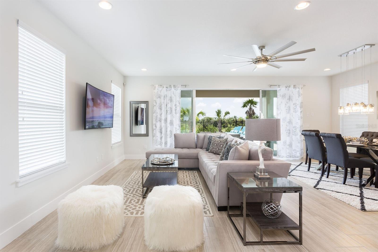 REUNION WEST VLGS NORTH - Residential