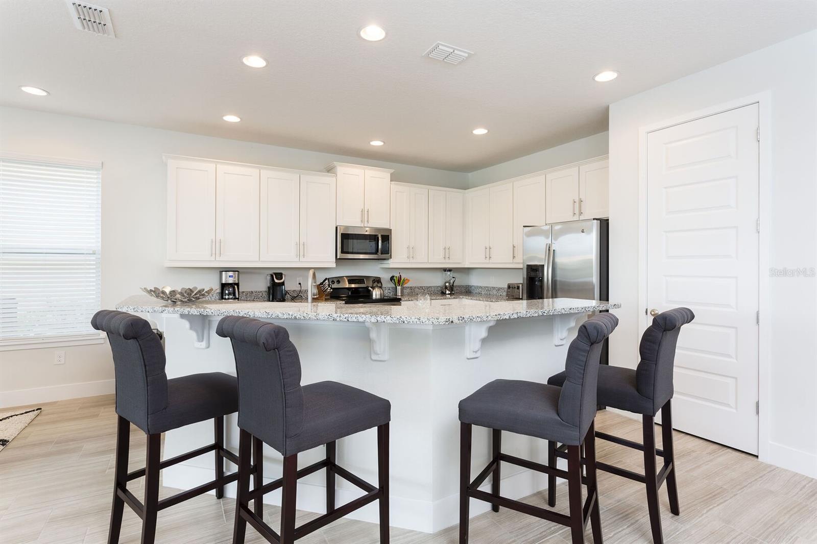 REUNION WEST VLGS NORTH - Residential