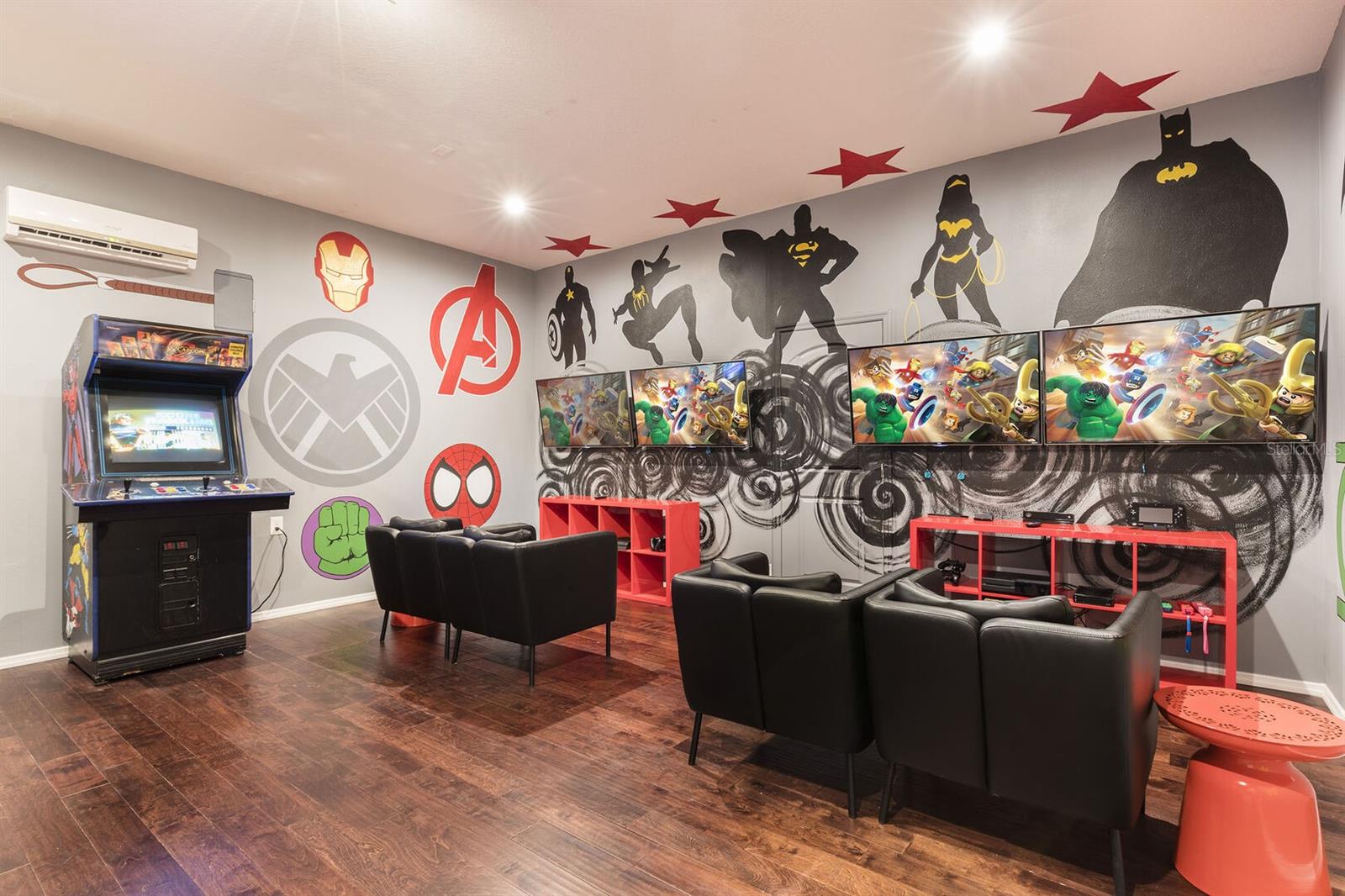 REUNION WEST VLGS NORTH - Residential