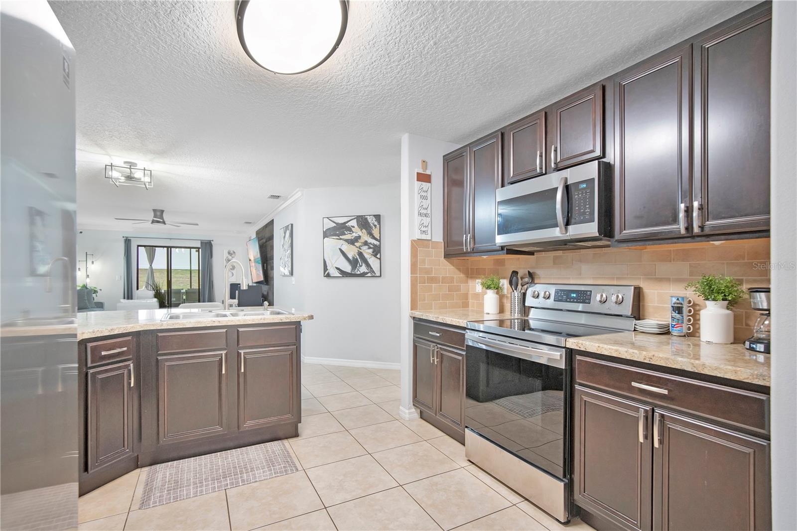 OAKHURST GOLF ESTATES - Residential