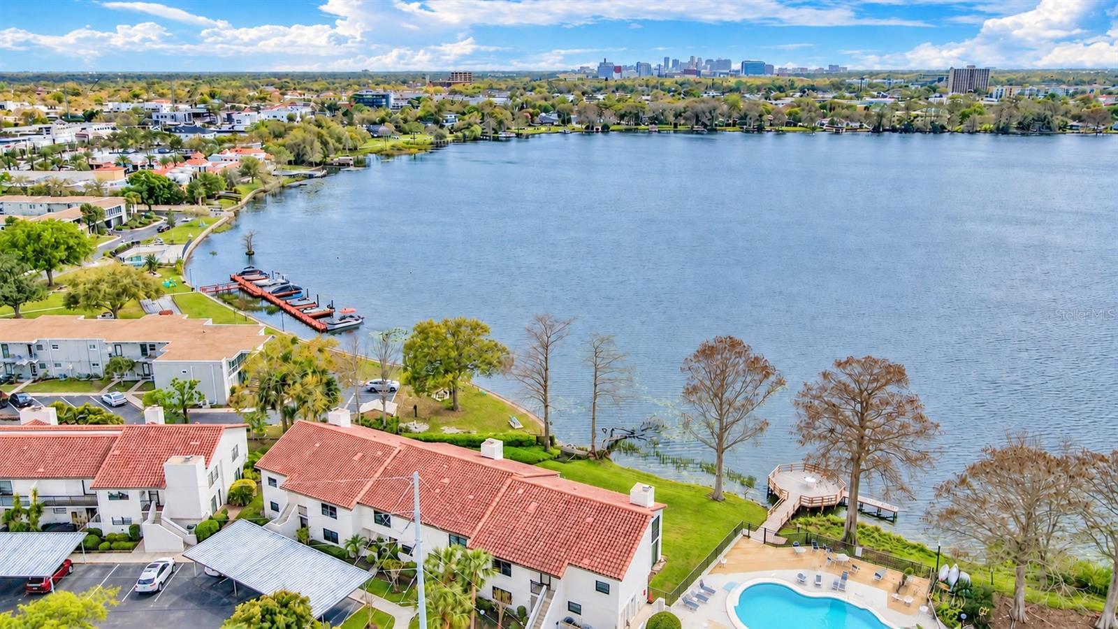 Casas a venda 1 - Jen Dantas 220 KILLARNEY BAY COURT 6-2