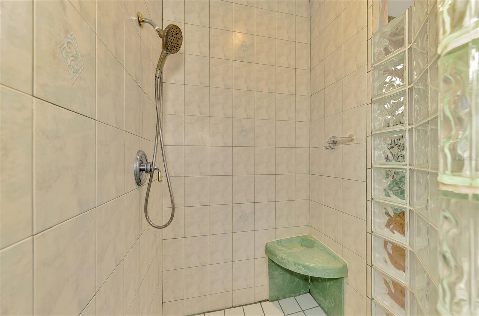 AVALON AT THE VILLAGES OF PALM-AIRE 2 - Residential