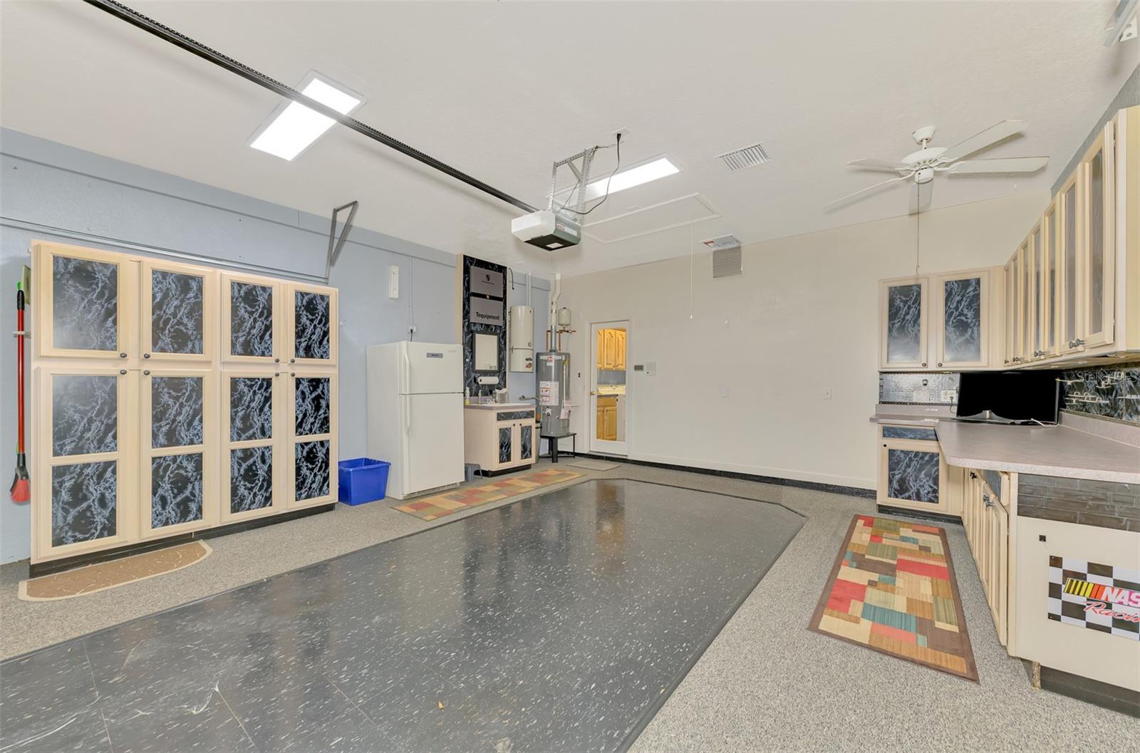 AVALON AT THE VILLAGES OF PALM-AIRE 2 - Residential